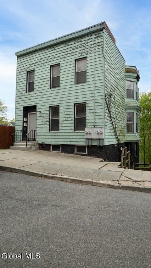 Multifamily For Sale - 62 College Avenue<br/> Troy, NY 12180