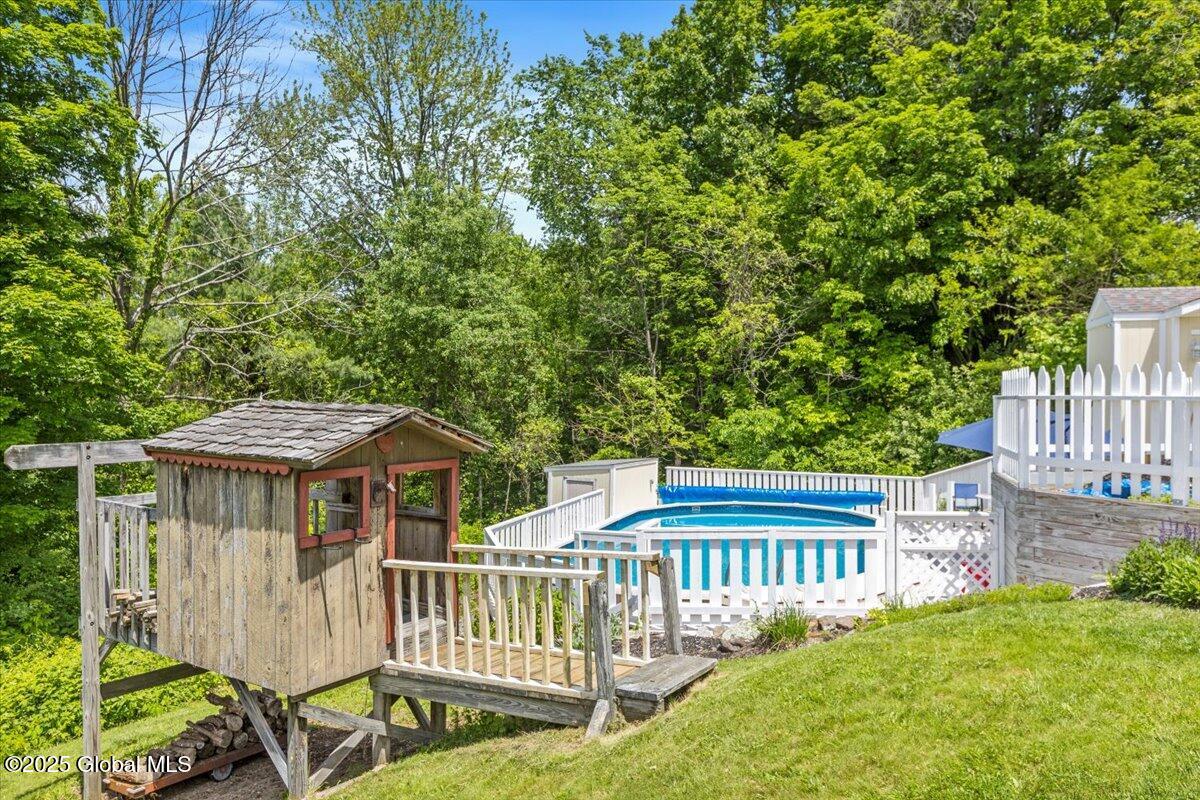 30 Overlook Court, Hudson, New York image 24