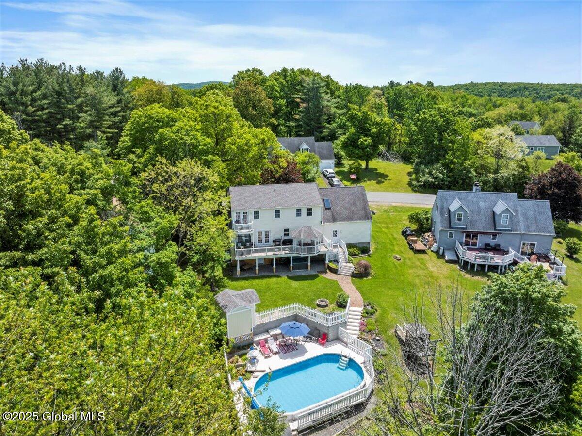 30 Overlook Court, Hudson, New York image 4
