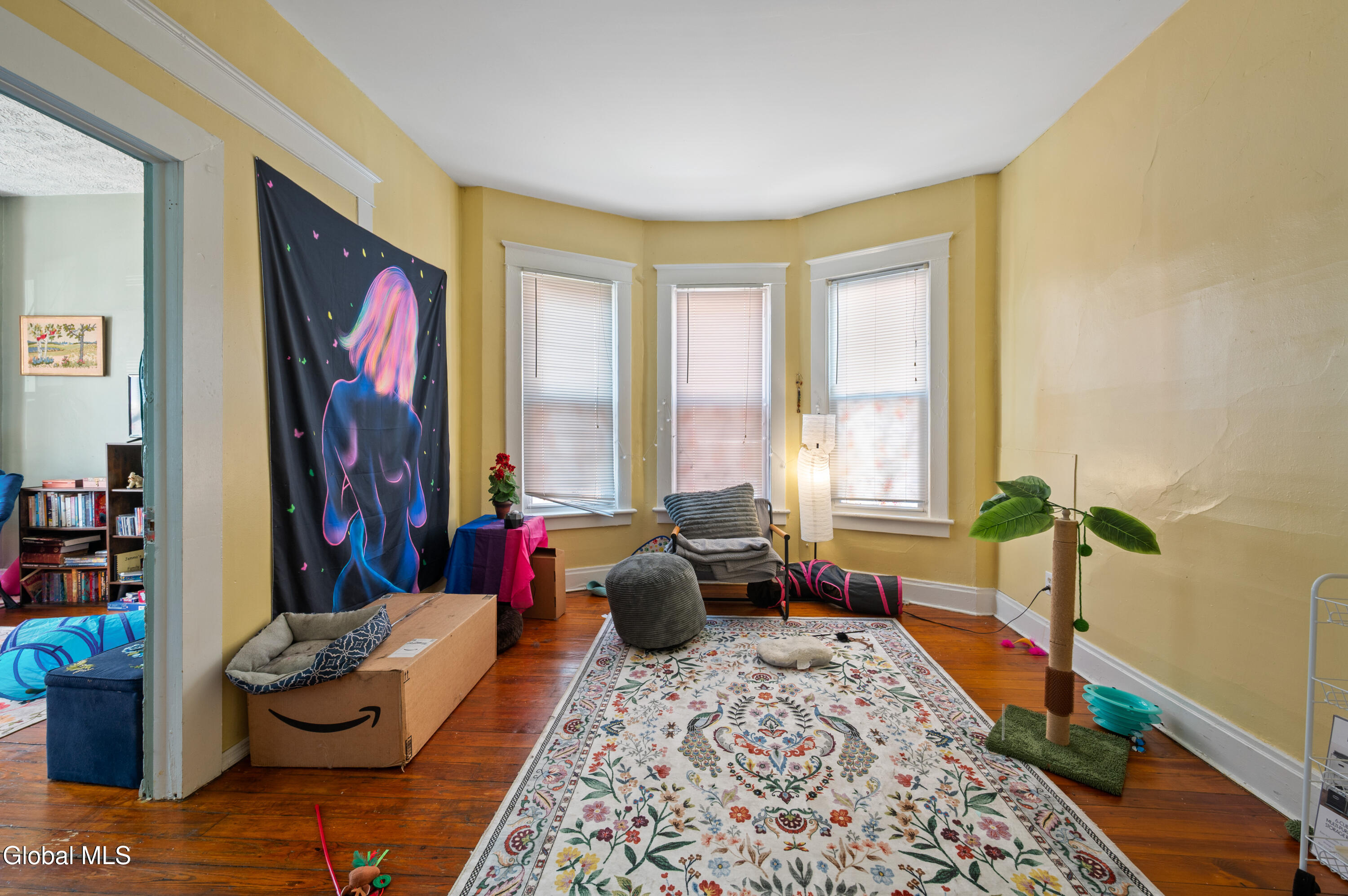 Troy, New York 12180, United States, 6 Bedrooms Bedrooms, ,2 BathroomsBathrooms,Residential,Active,216137