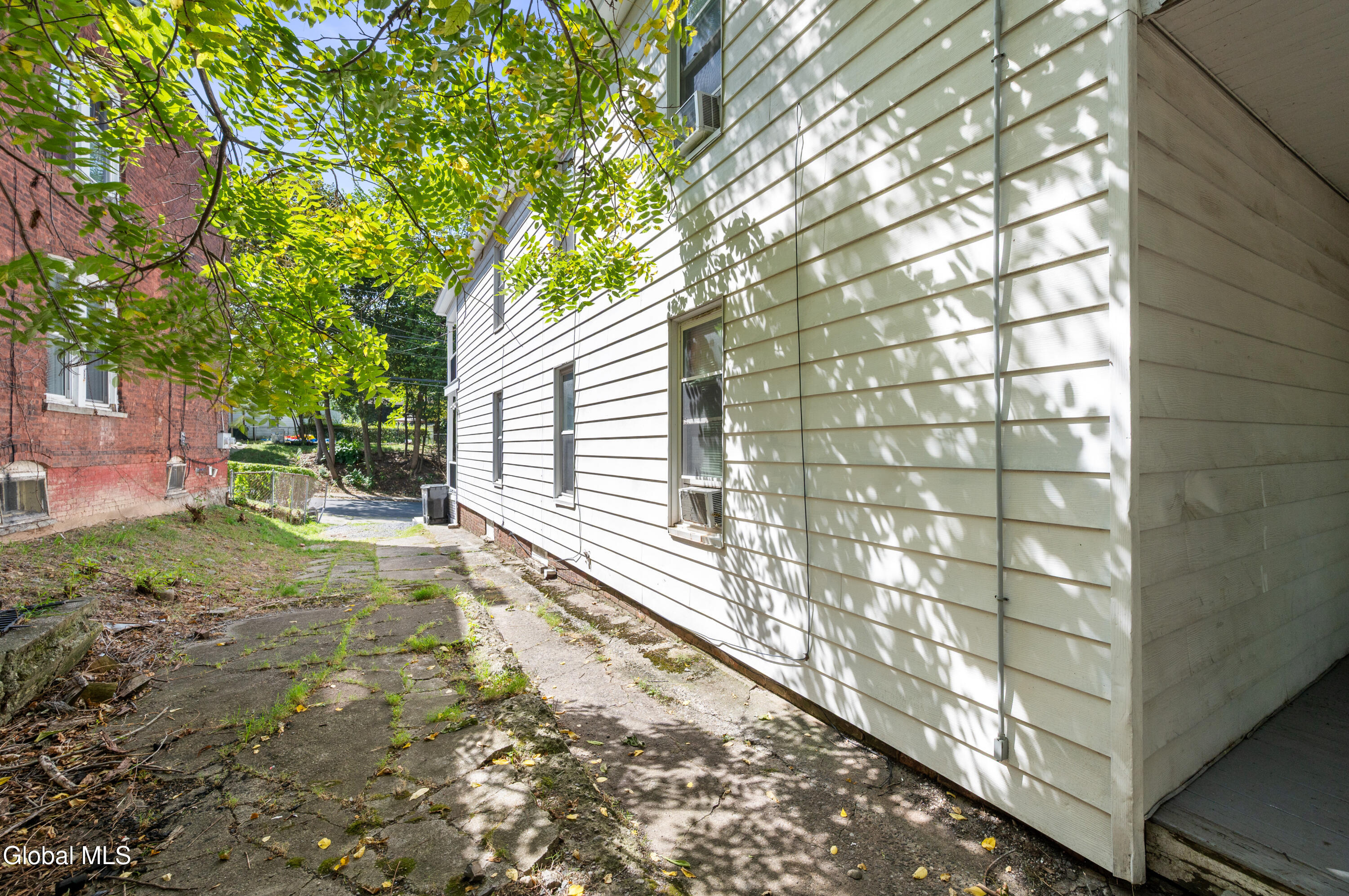 Troy, New York 12180, United States, 6 Bedrooms Bedrooms, ,2 BathroomsBathrooms,Residential,Active,216137