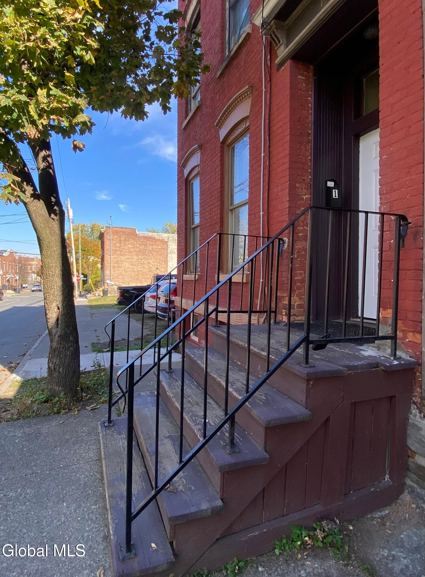 144 Broad Street