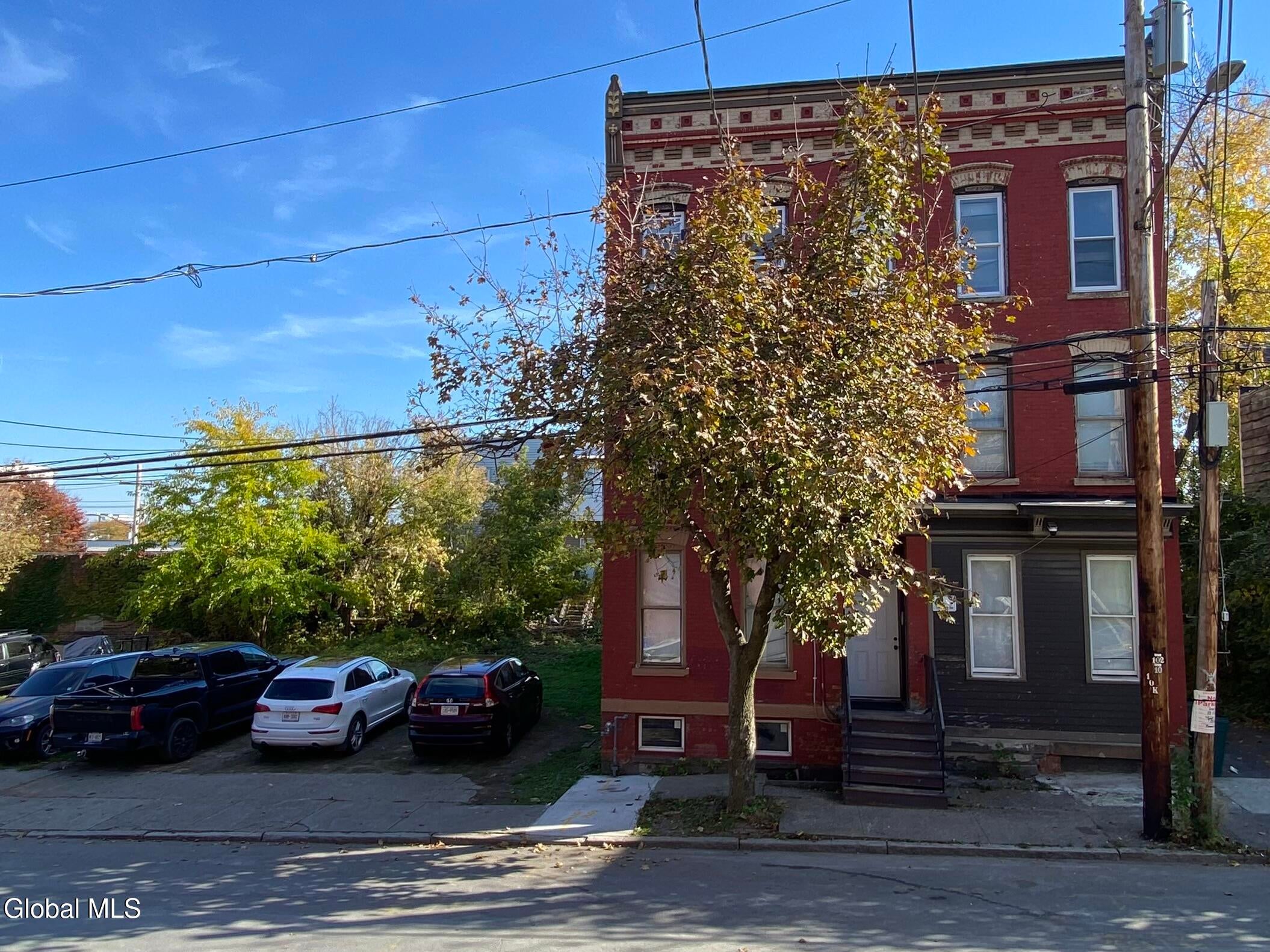 144 Broad Street