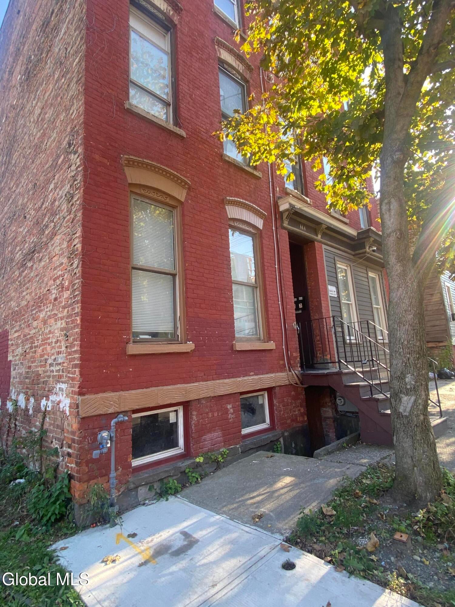 144 Broad Street