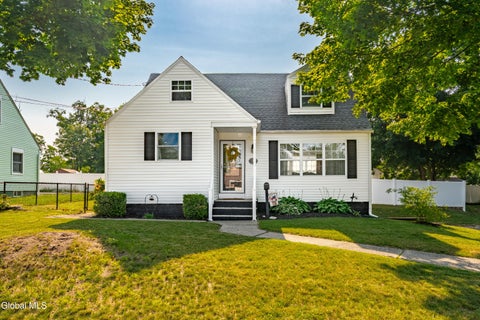 Photo of 35 Vista Avenue, Latham, NY 12110 (MLS # 202620850)