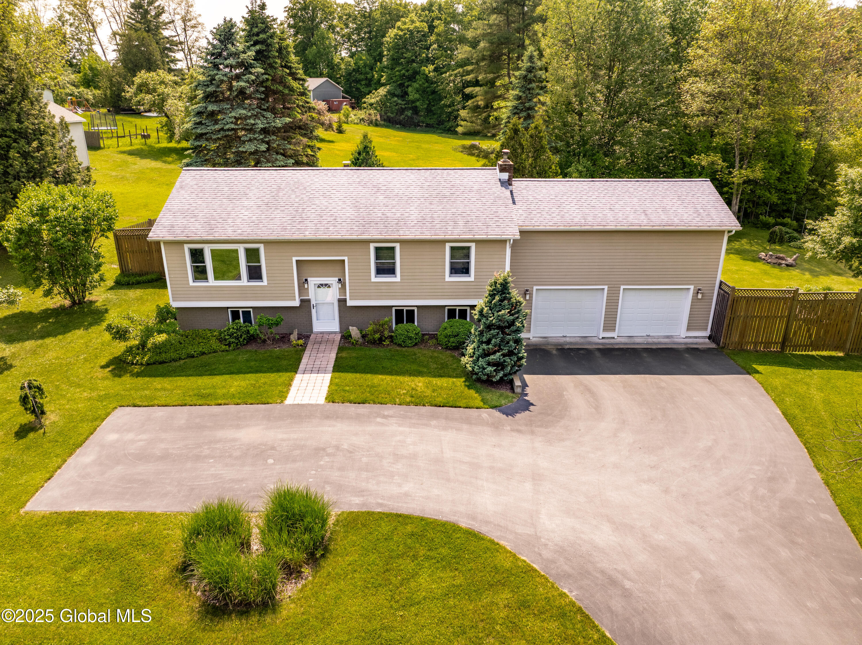 22 Sand Hill Road, Greenfield Center, New York image 3