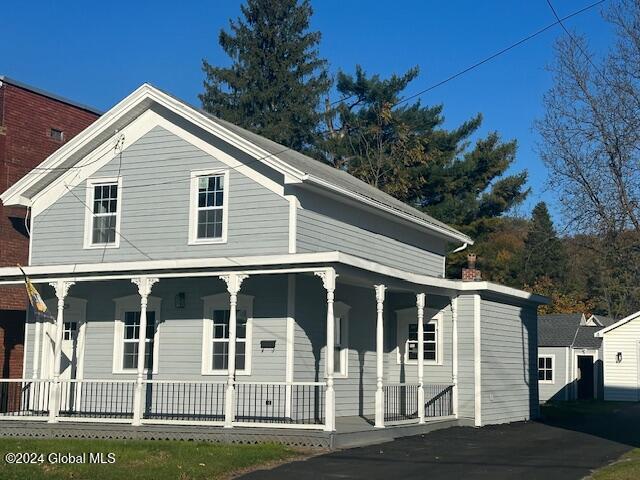 128 Church Street, Hoosick Falls, New York image 2