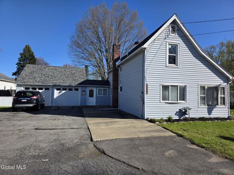 Photo of 2109 Westside Avenue, Rotterdam, NY 12306 (MLS # 202615880)