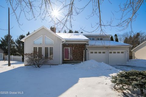66 Huntleigh Drive, Colonie, NY 12211 - #: 202512387