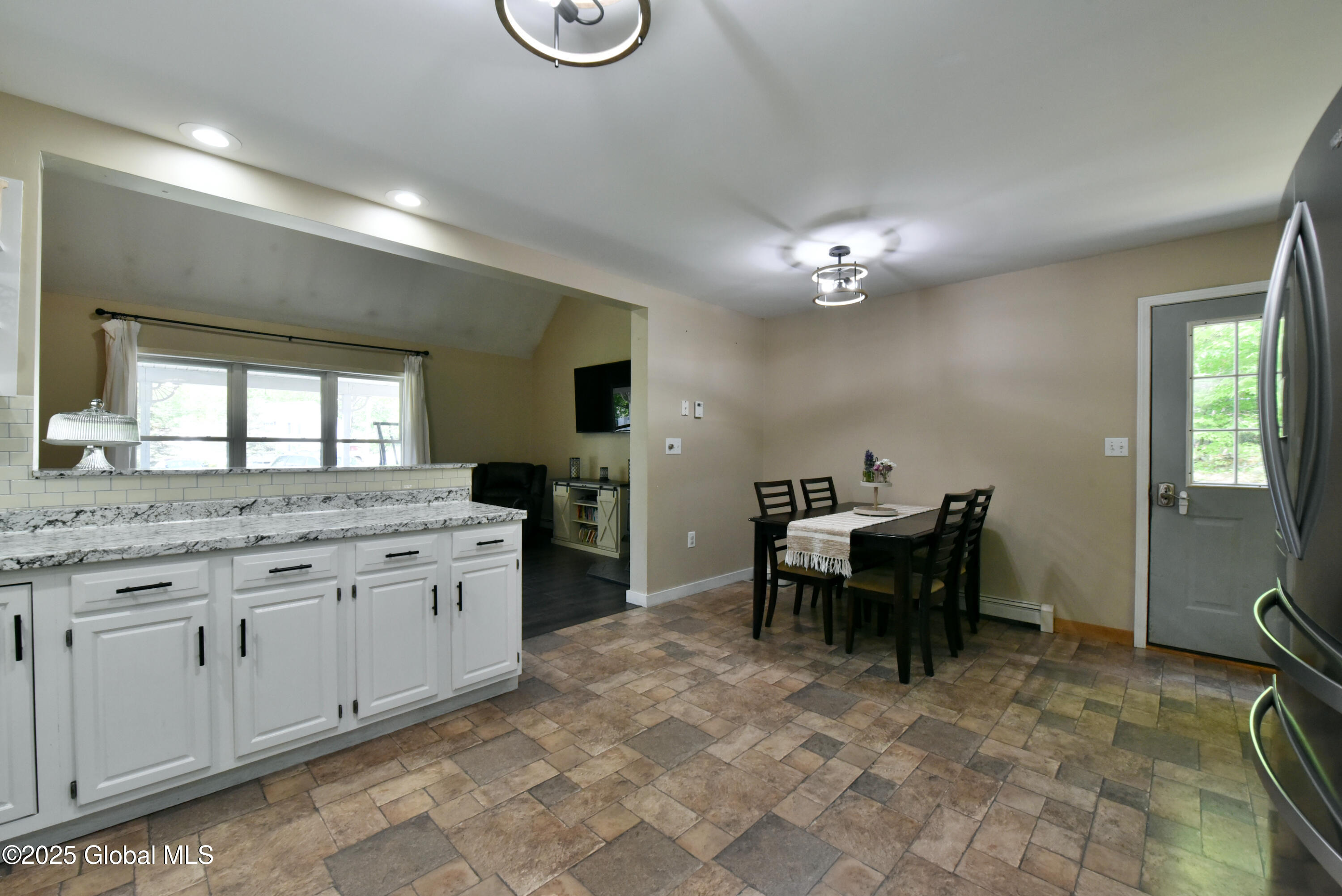 119 Lemont Avenue, Corinth, New York image 16