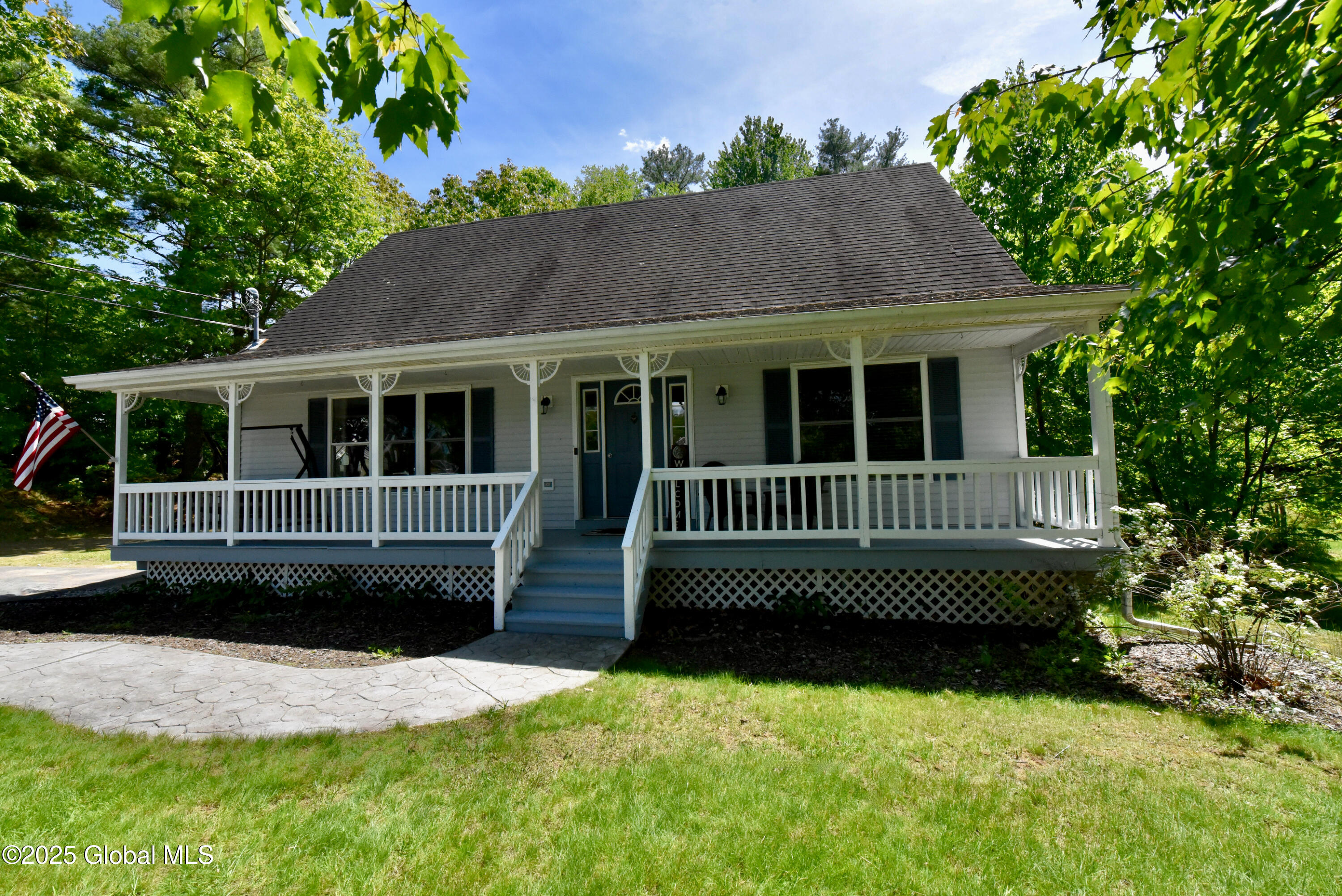 119 Lemont Avenue, Corinth, New York image 2