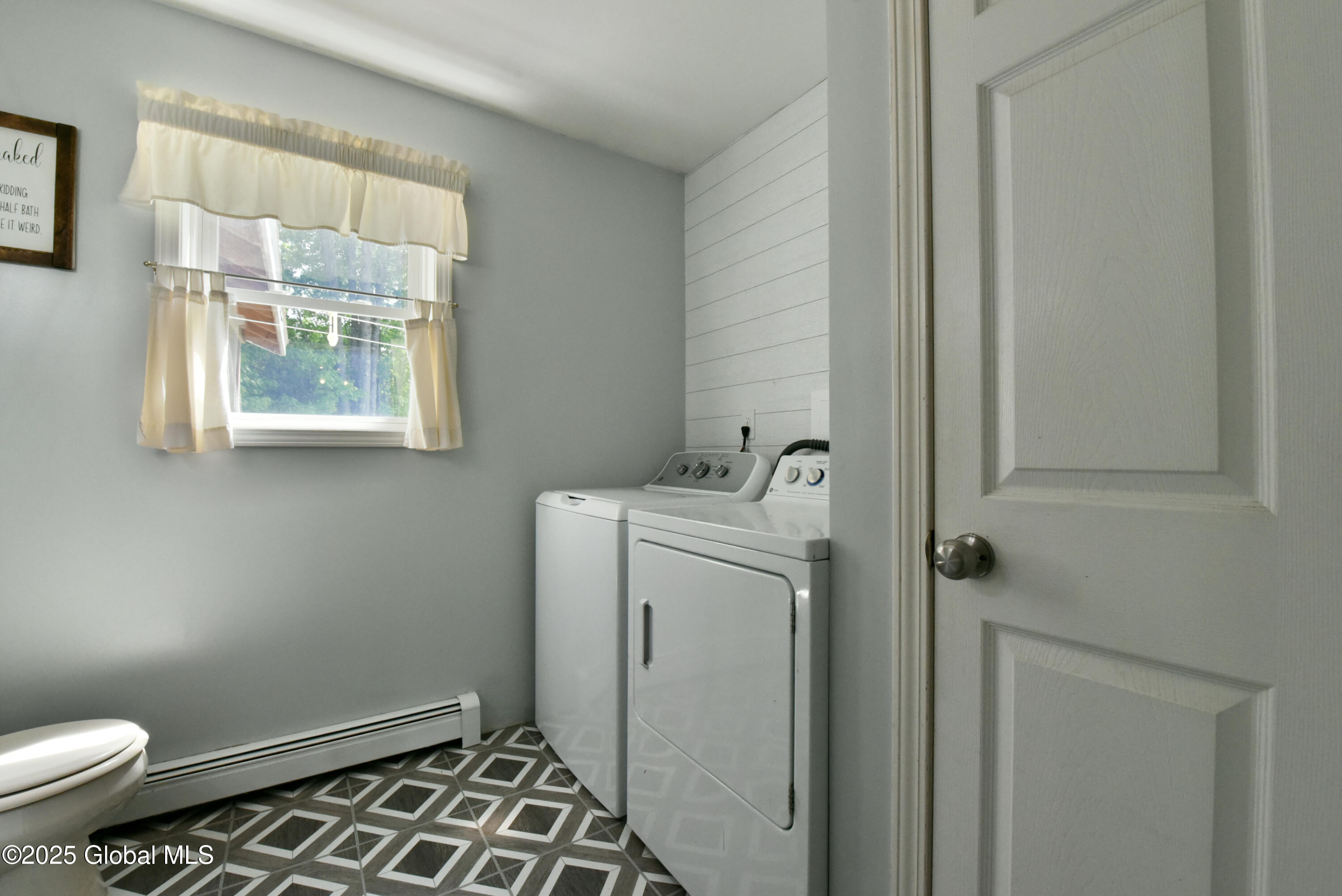 119 Lemont Avenue, Corinth, New York image 27
