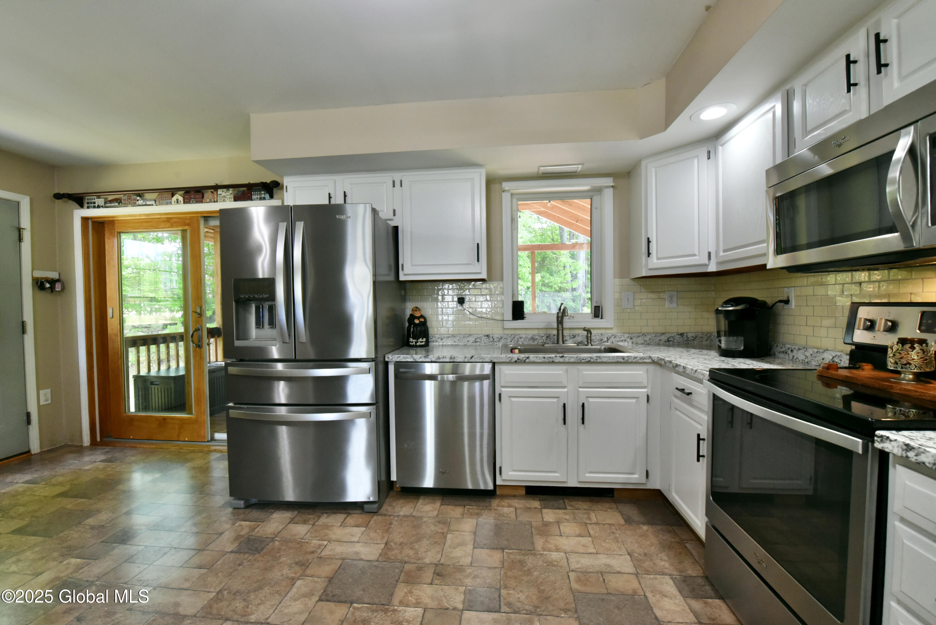 119 Lemont Avenue, Corinth, New York image 14