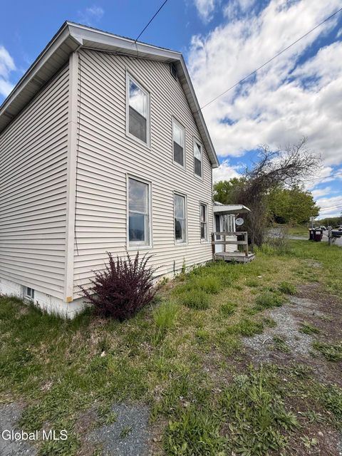 Multifamily For Sale - 1091 Hoosick Road<br/> Troy, NY 12180