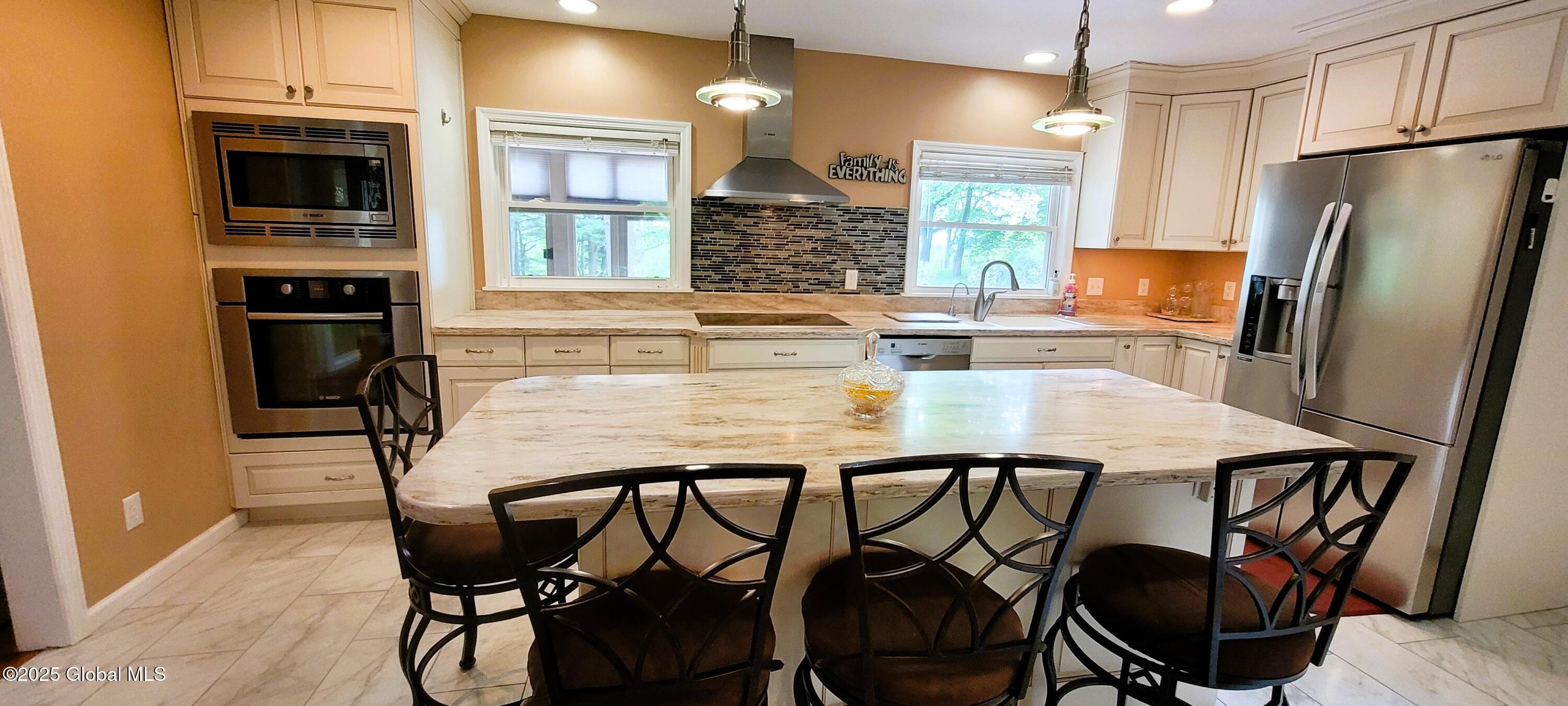 22 East Road, Troy, New York image 22