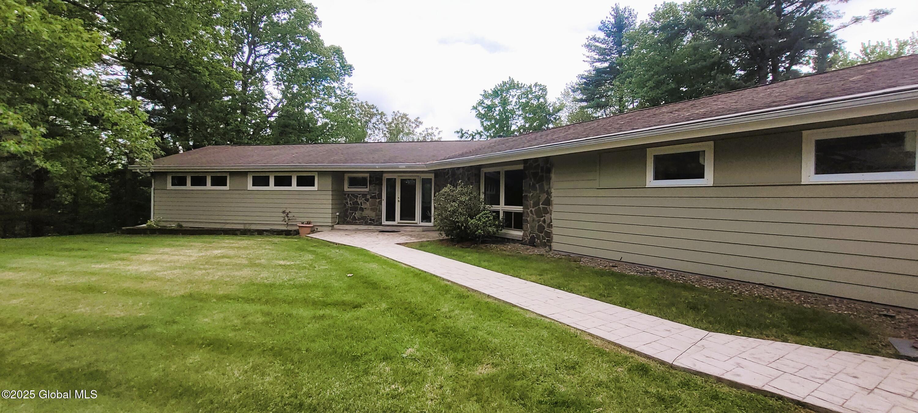 22 East Road, Troy, New York image 2