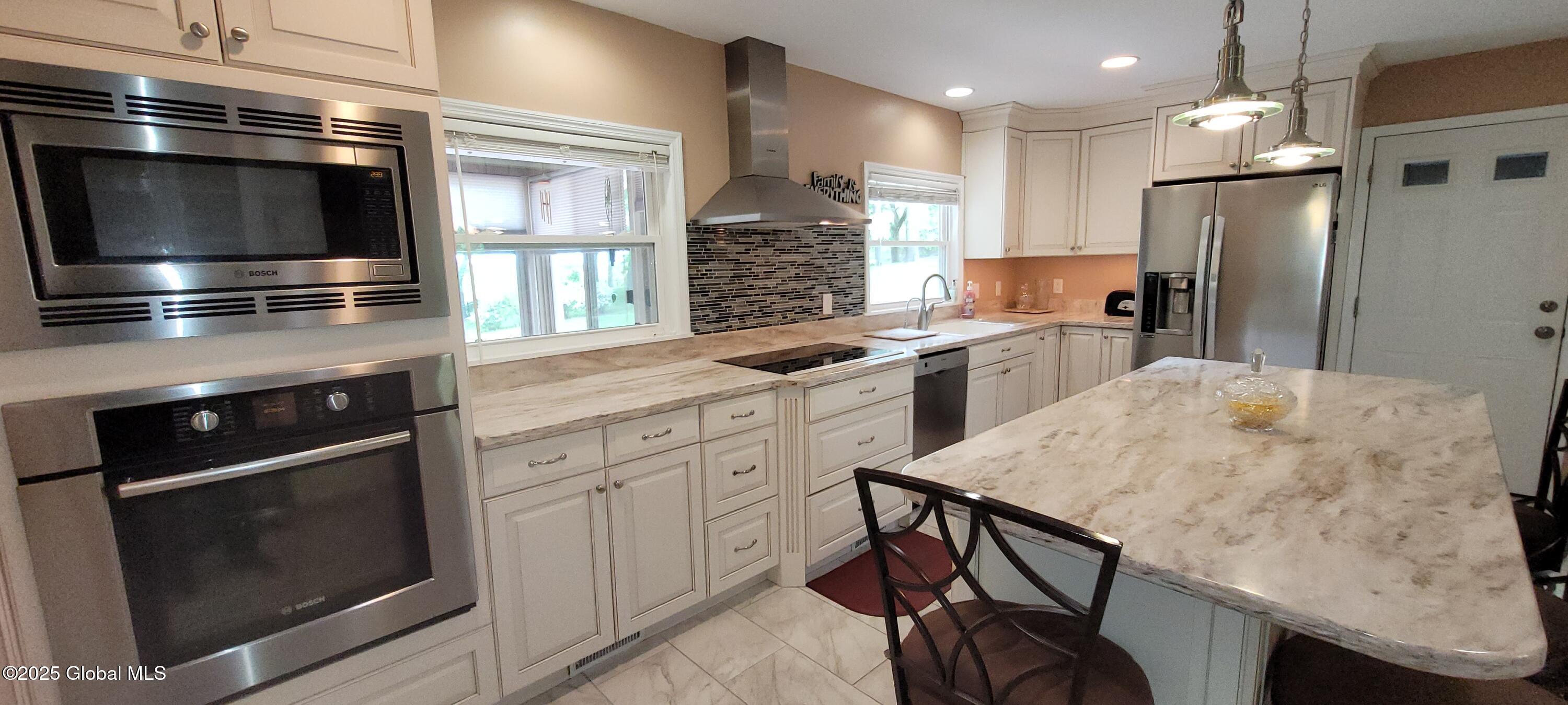 22 East Road, Troy, New York image 19