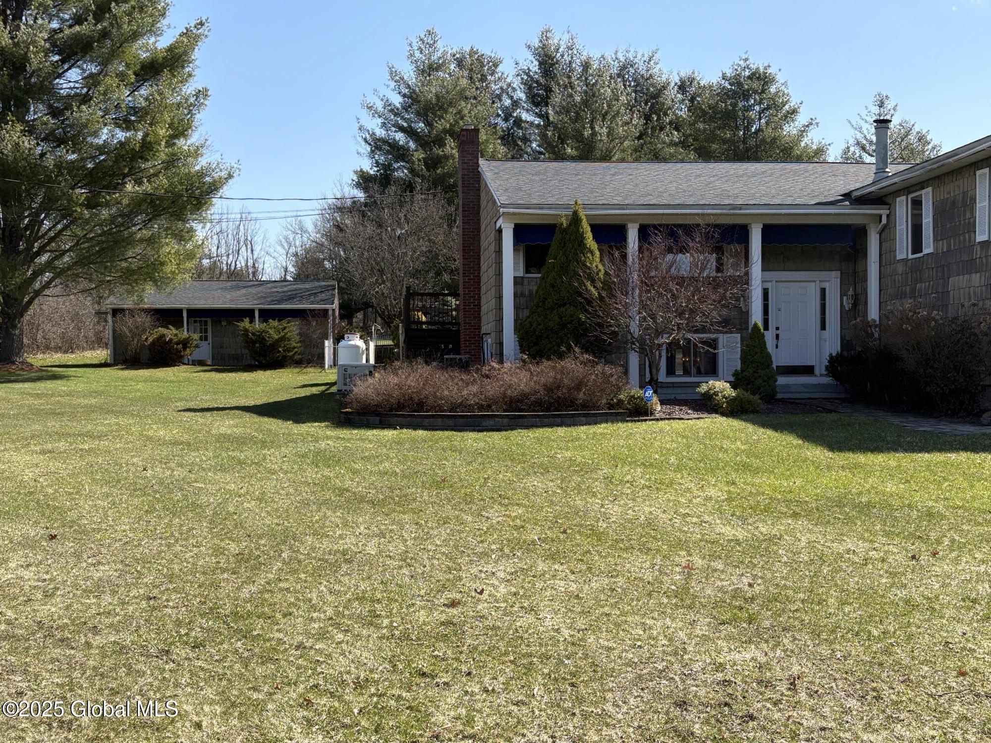 623 Midline Road, Amsterdam, New York image 3