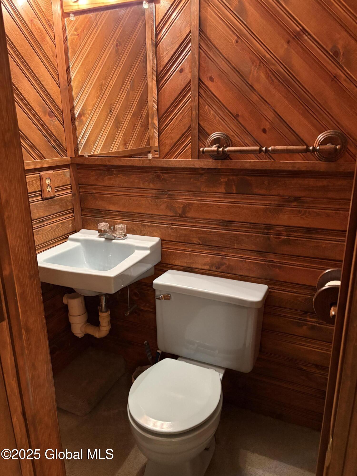 623 Midline Road, Amsterdam, New York image 50