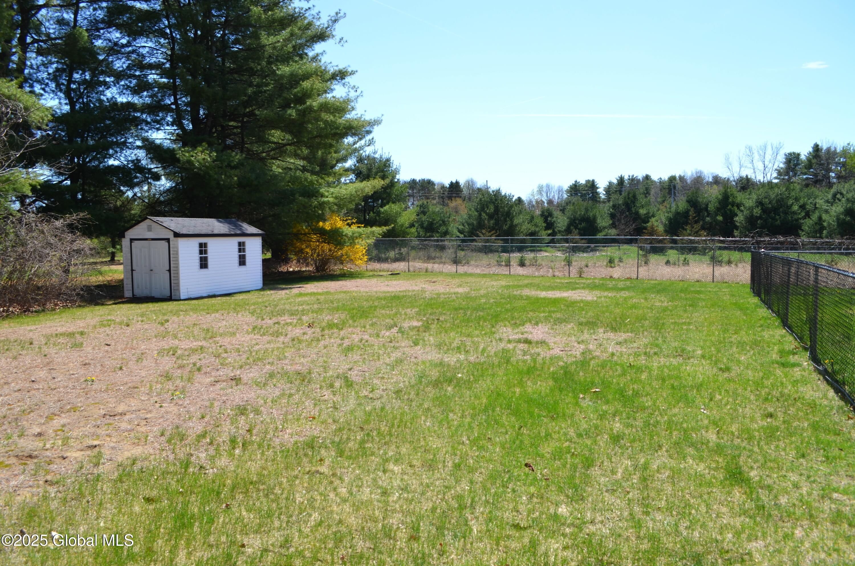 32 Pheasant Way, South Glens Falls, New York image 22