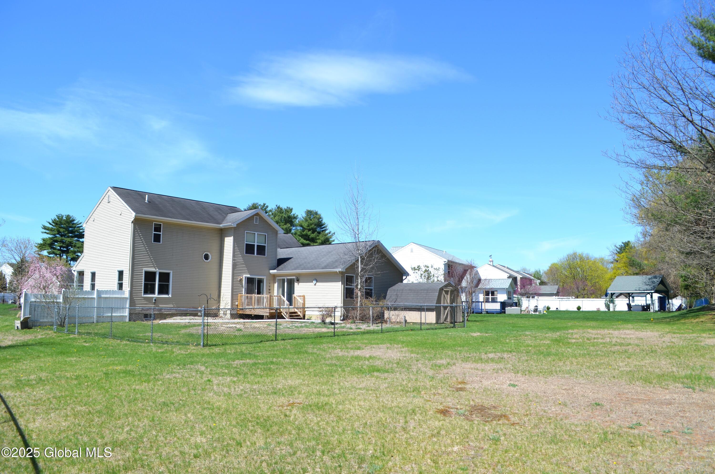 32 Pheasant Way, South Glens Falls, New York image 24