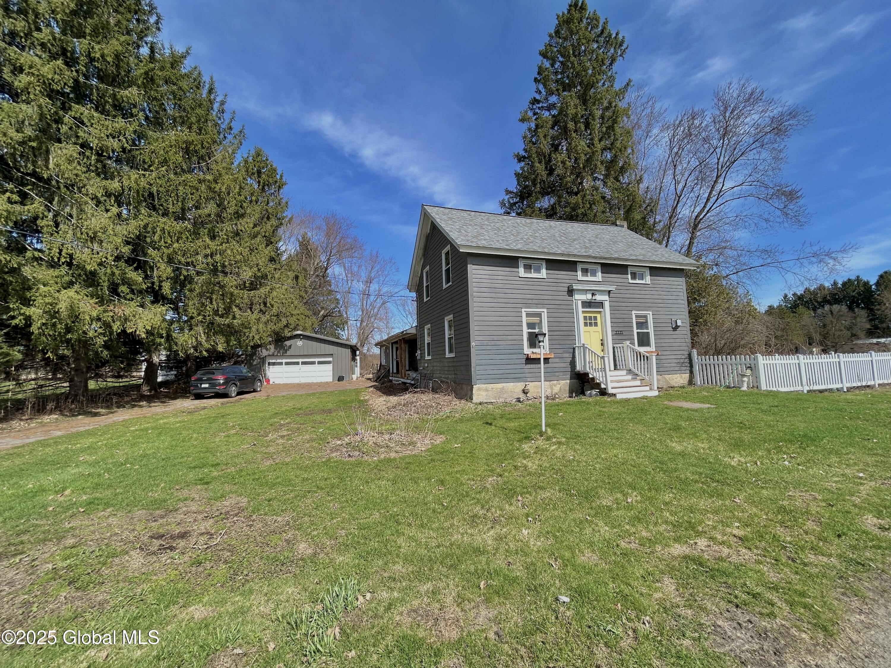 2221 Hickory Hill Road, Fonda, New York image 2