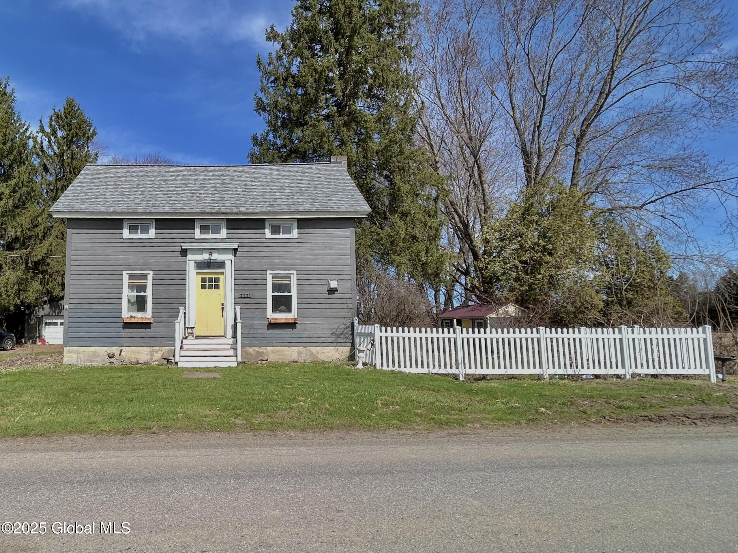 2221 Hickory Hill Road, Fonda, New York image 1