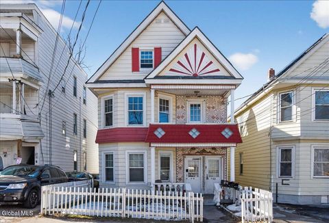 Photo of 912 Cutler Street, Schenectady, NY 12303 (MLS # 202613155)