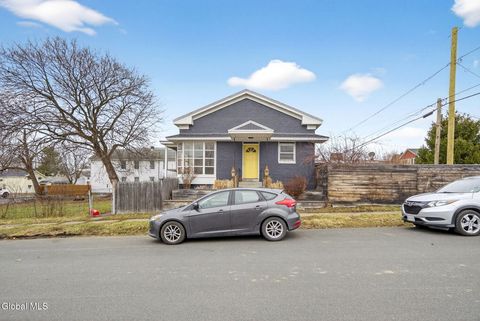 Photo of 35 123rd Street, Troy, NY 12182 (MLS # 202613320)