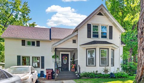 Photo of 33 Clyde Street, Gloversville, NY 12078 (MLS # 202618941)