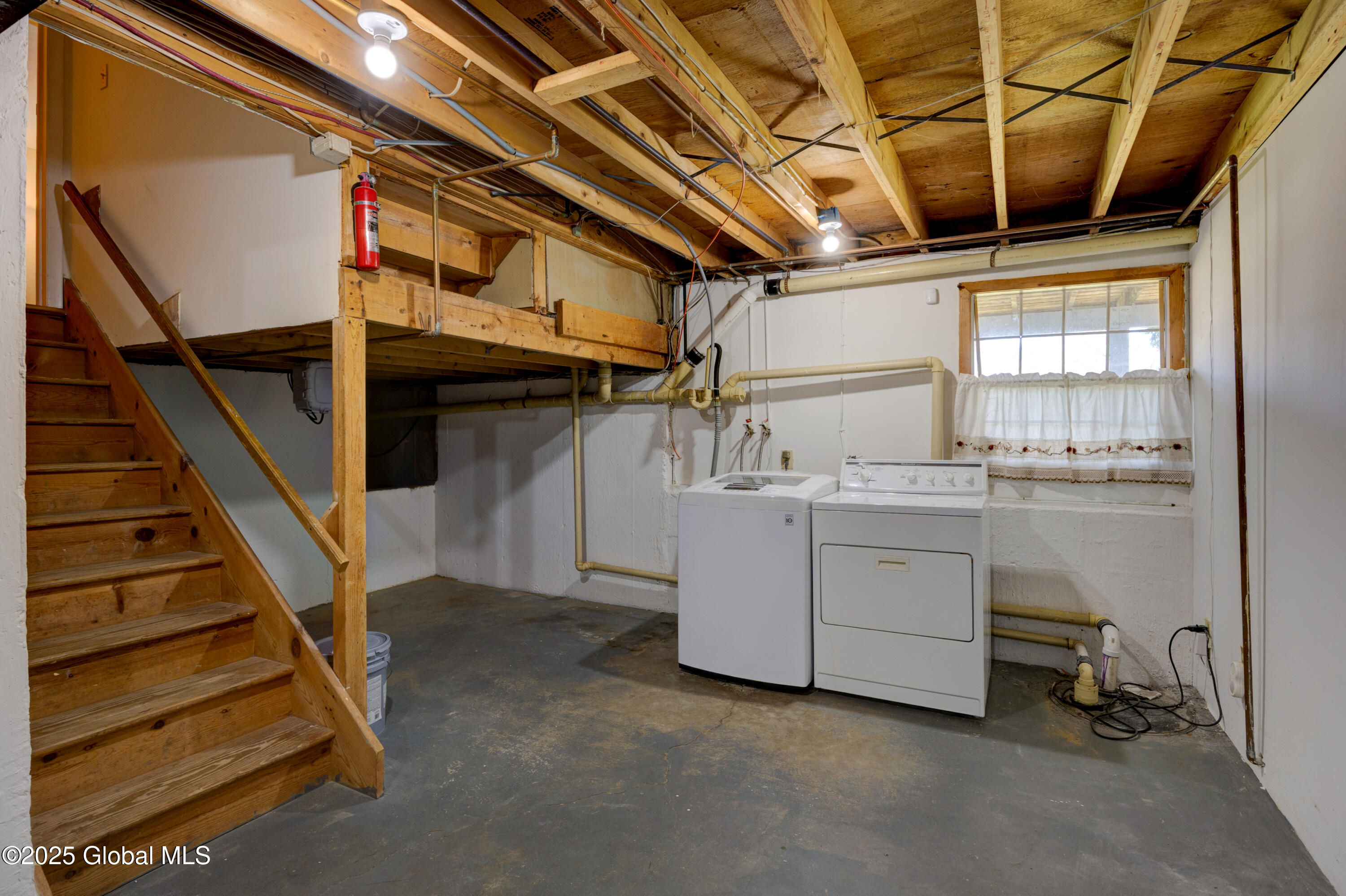 31 Garrison Lane, Ballston Lake, New York image 34
