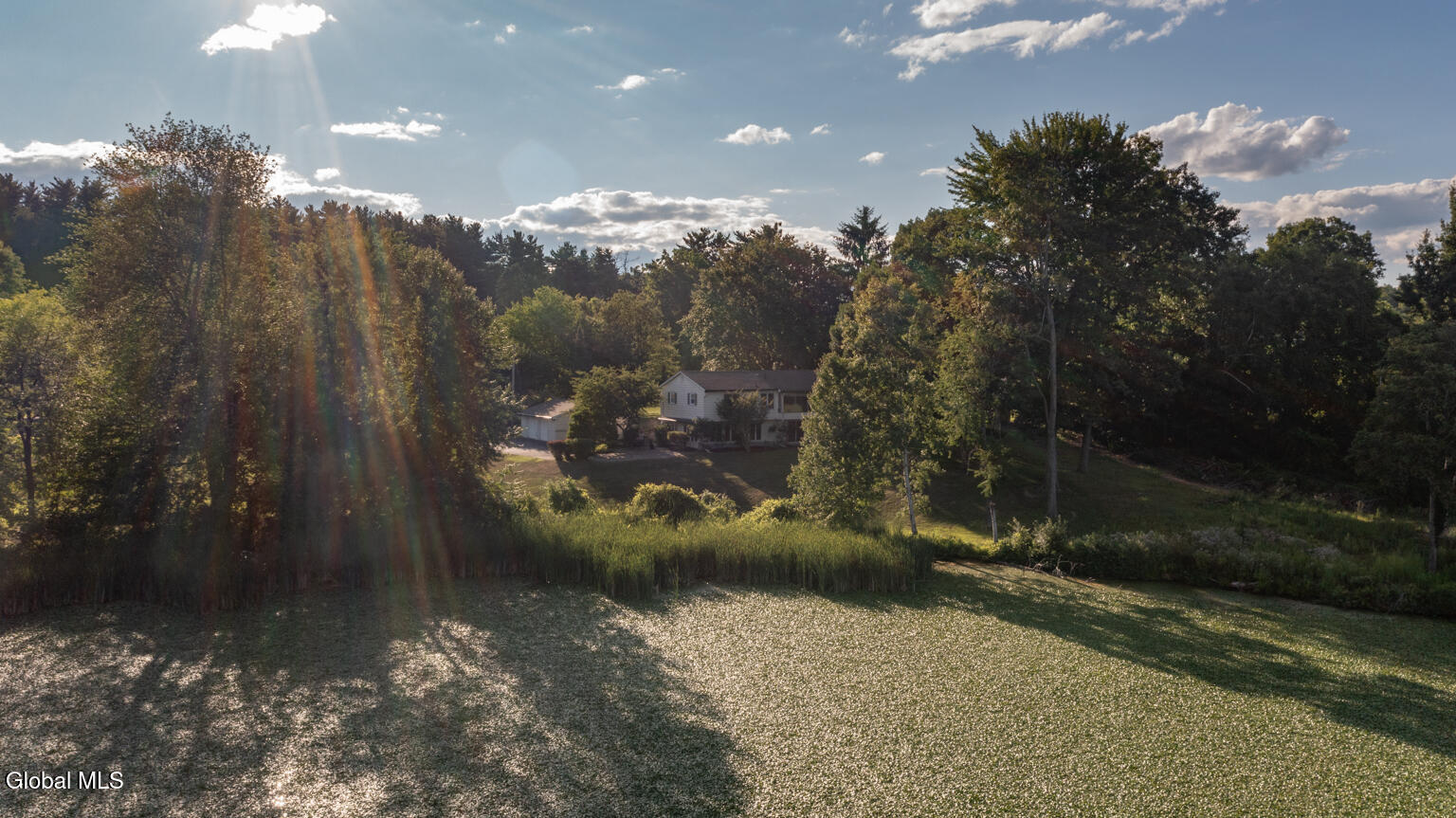 Kinderhook, New York 12184, United States, 3 Bedrooms Bedrooms, ,2 BathroomsBathrooms,Residential,Active,180691