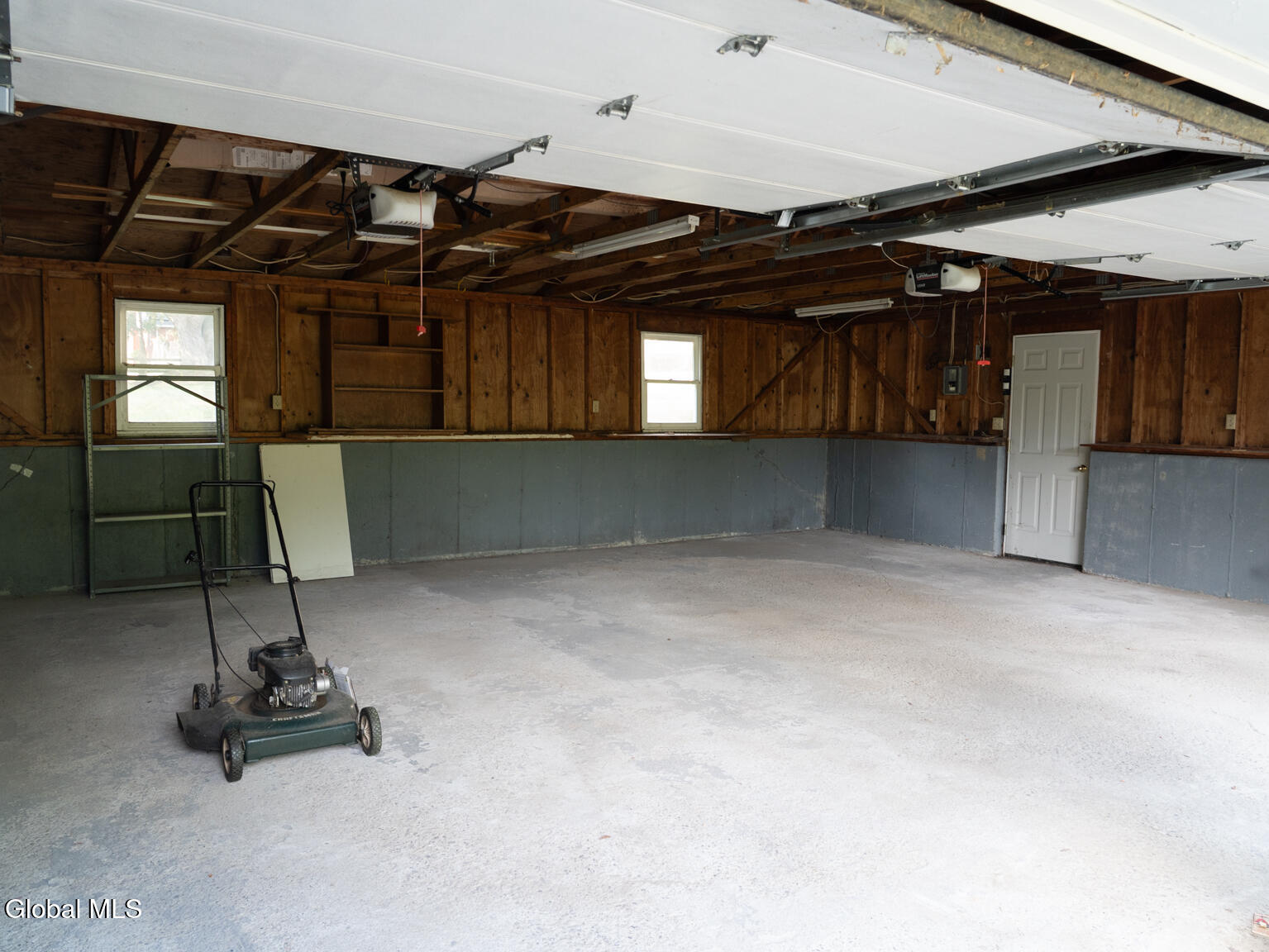 Kinderhook, New York 12184, United States, 3 Bedrooms Bedrooms, ,2 BathroomsBathrooms,Residential,Active,180691