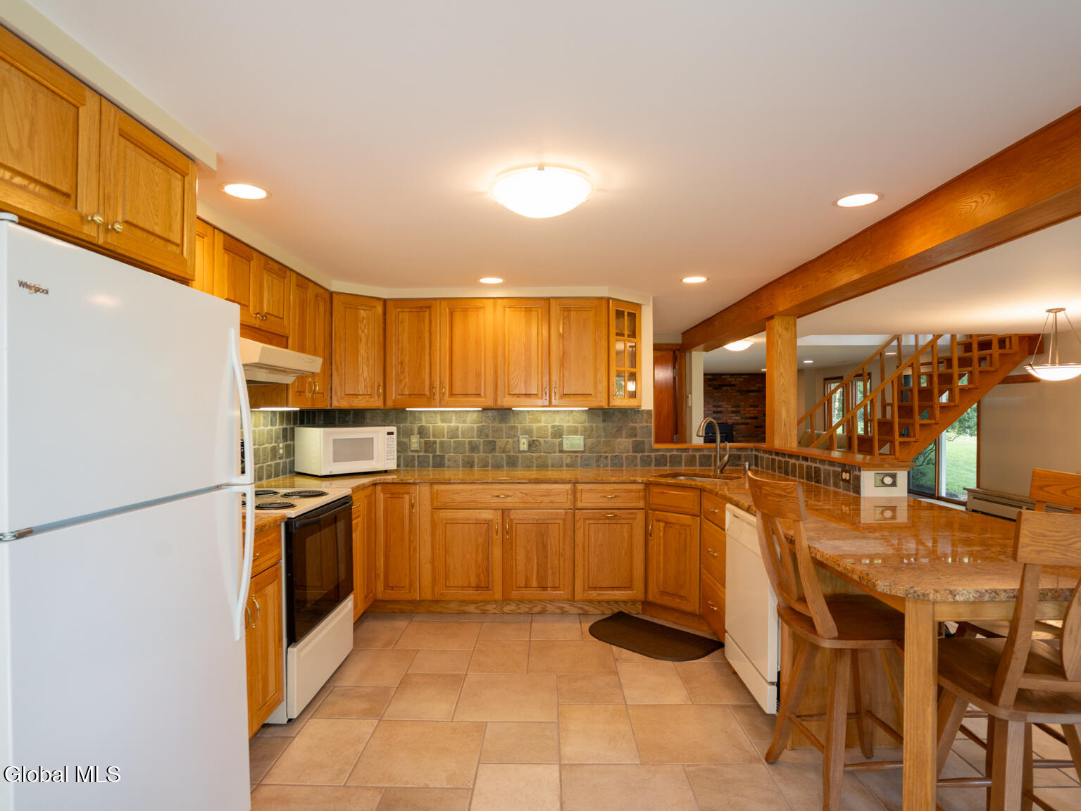 Kinderhook, New York 12184, United States, 3 Bedrooms Bedrooms, ,2 BathroomsBathrooms,Residential,Active,180691