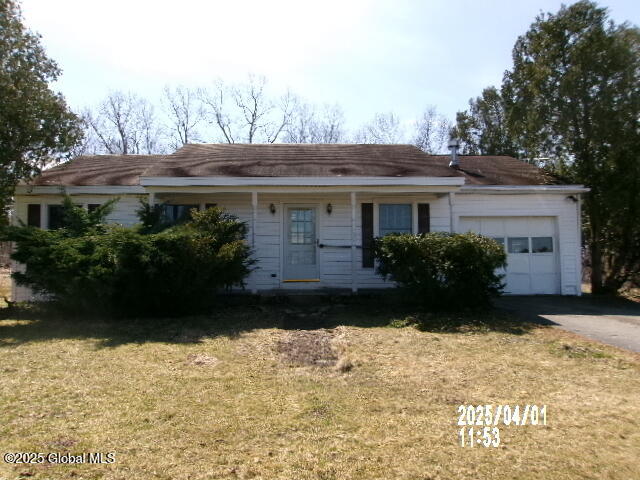 90 Blackhouse Road, Fort Edward, New York image 2