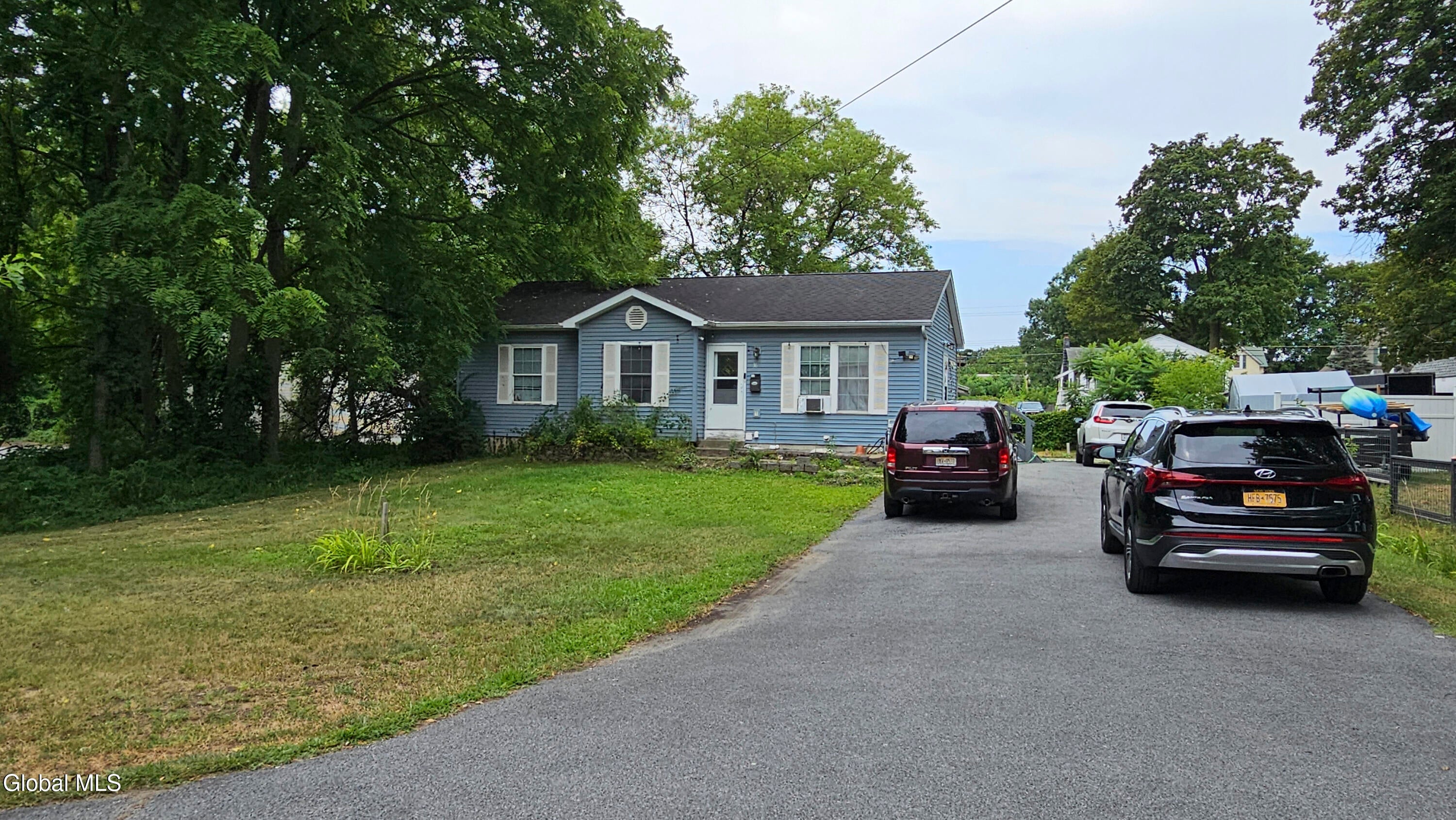 36 Peck Avenue