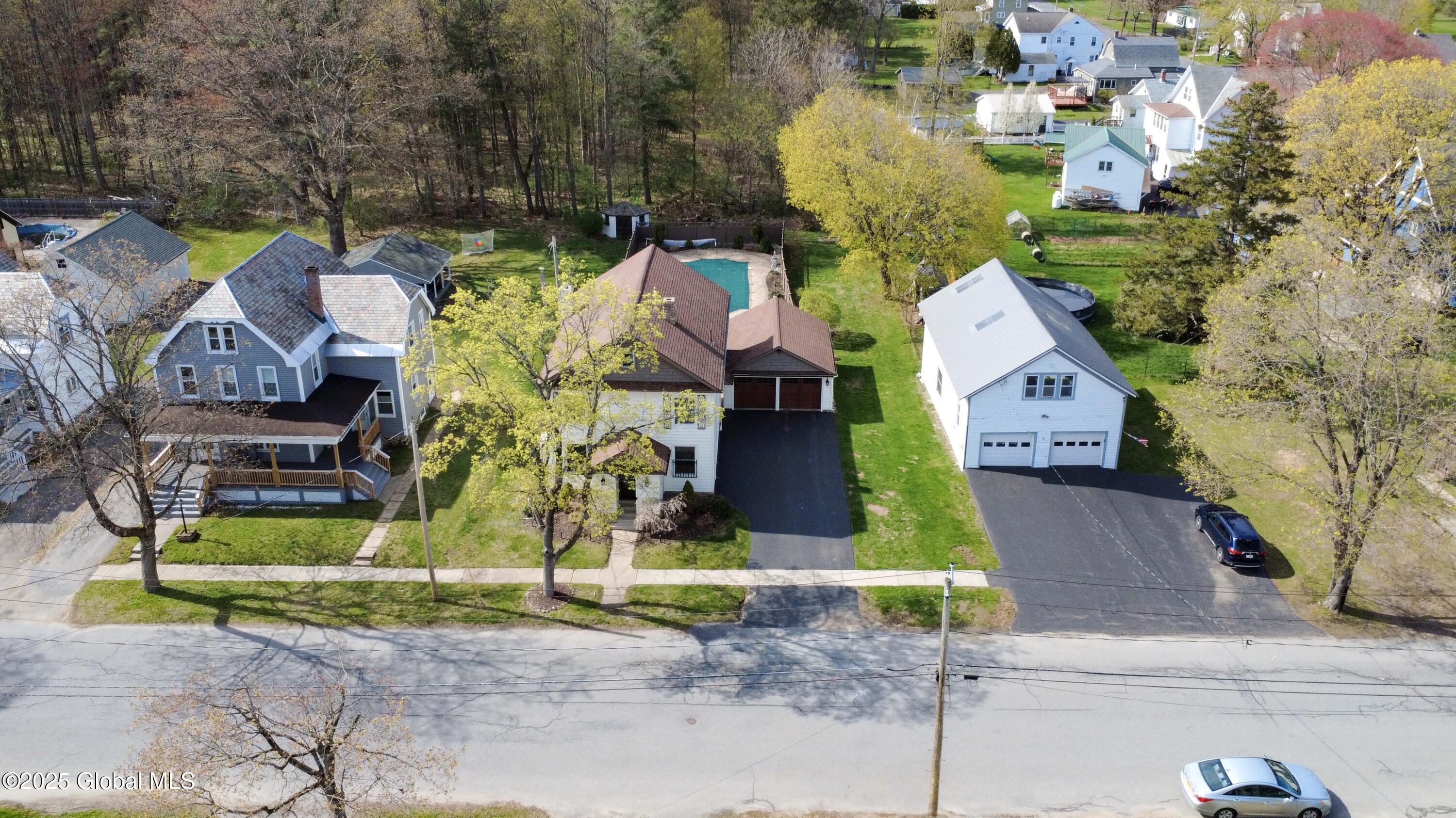 34 School Street, Broadalbin, New York image 3