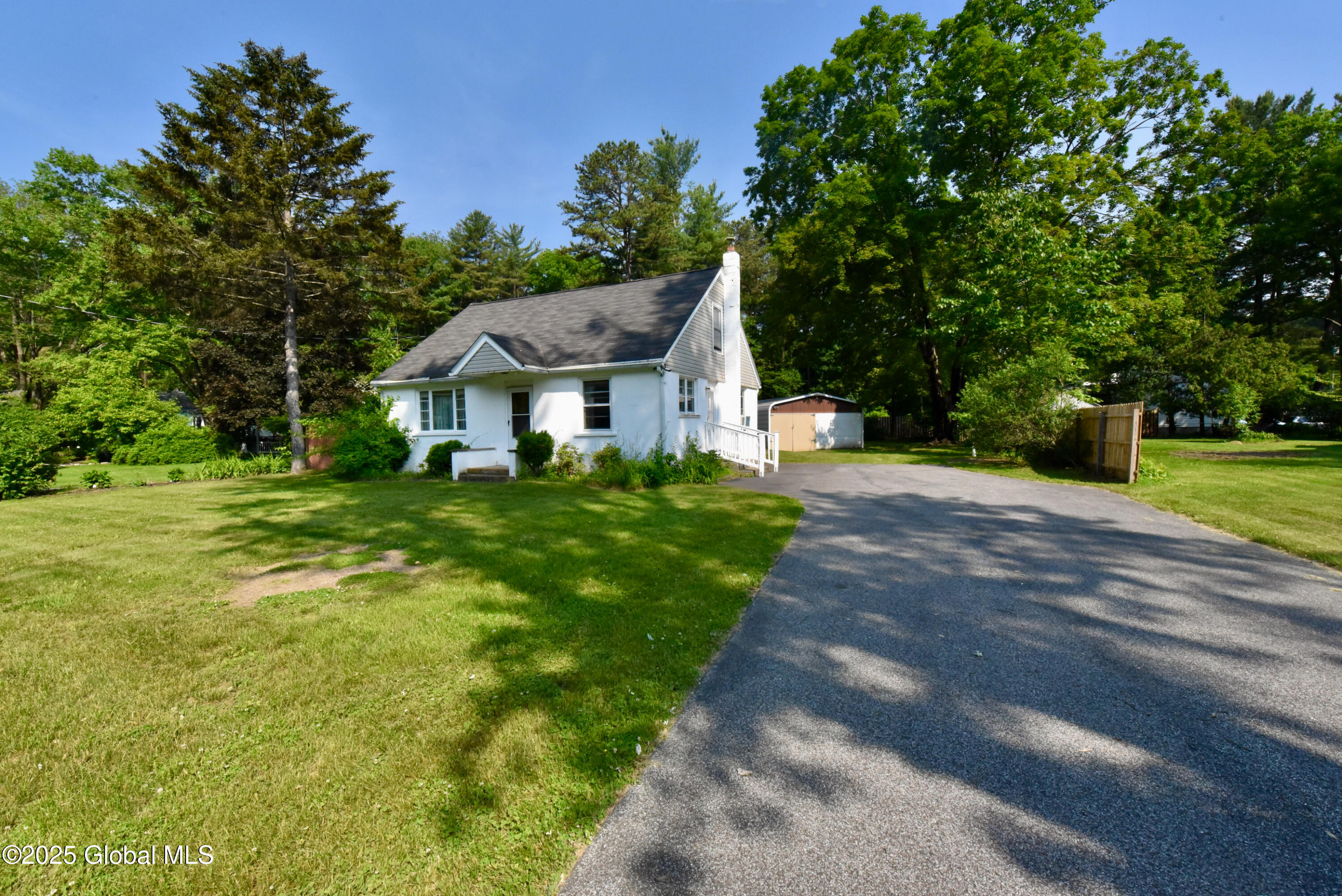 102 Willow Street, Guilderland, New York image 46
