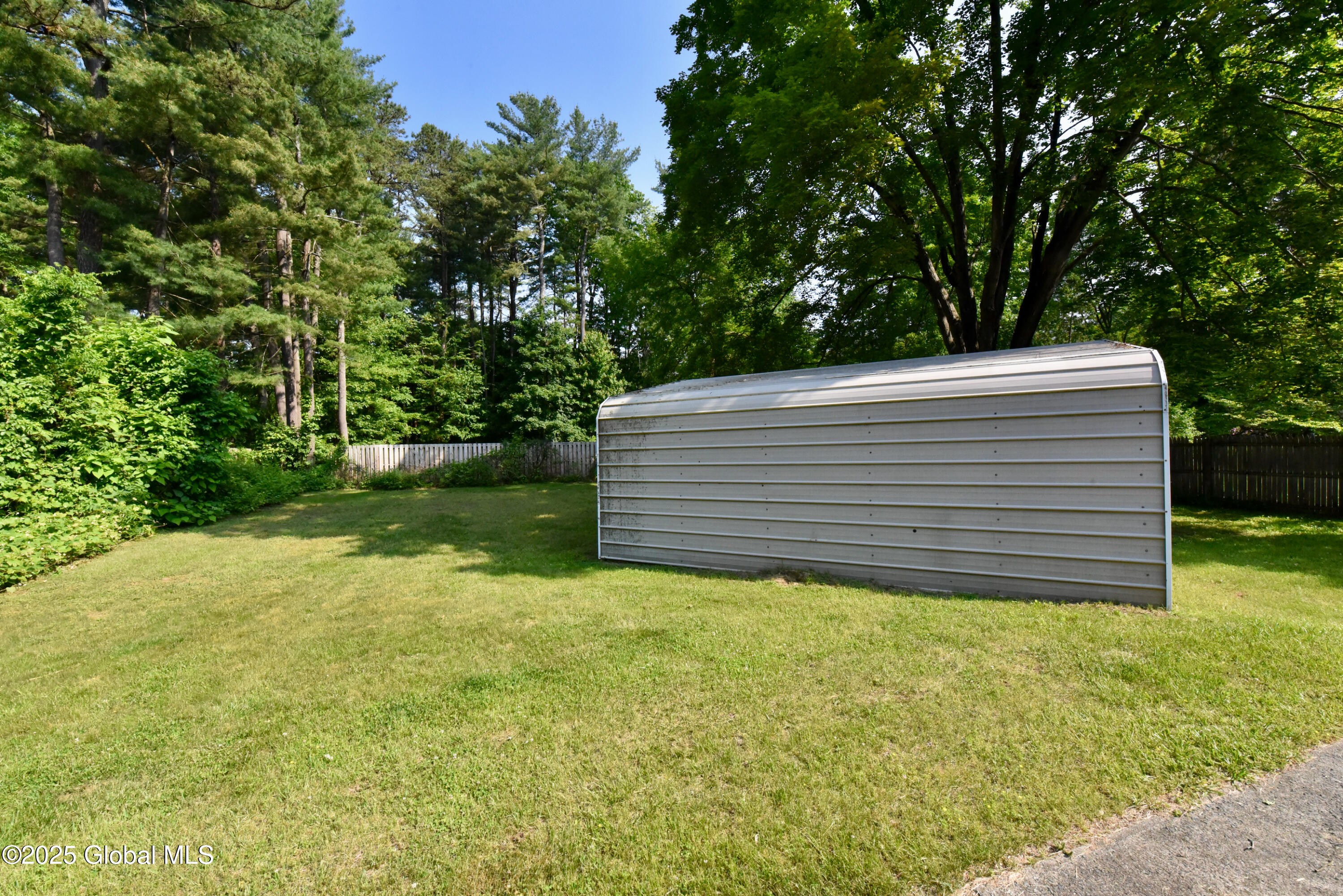 102 Willow Street, Guilderland, New York image 42