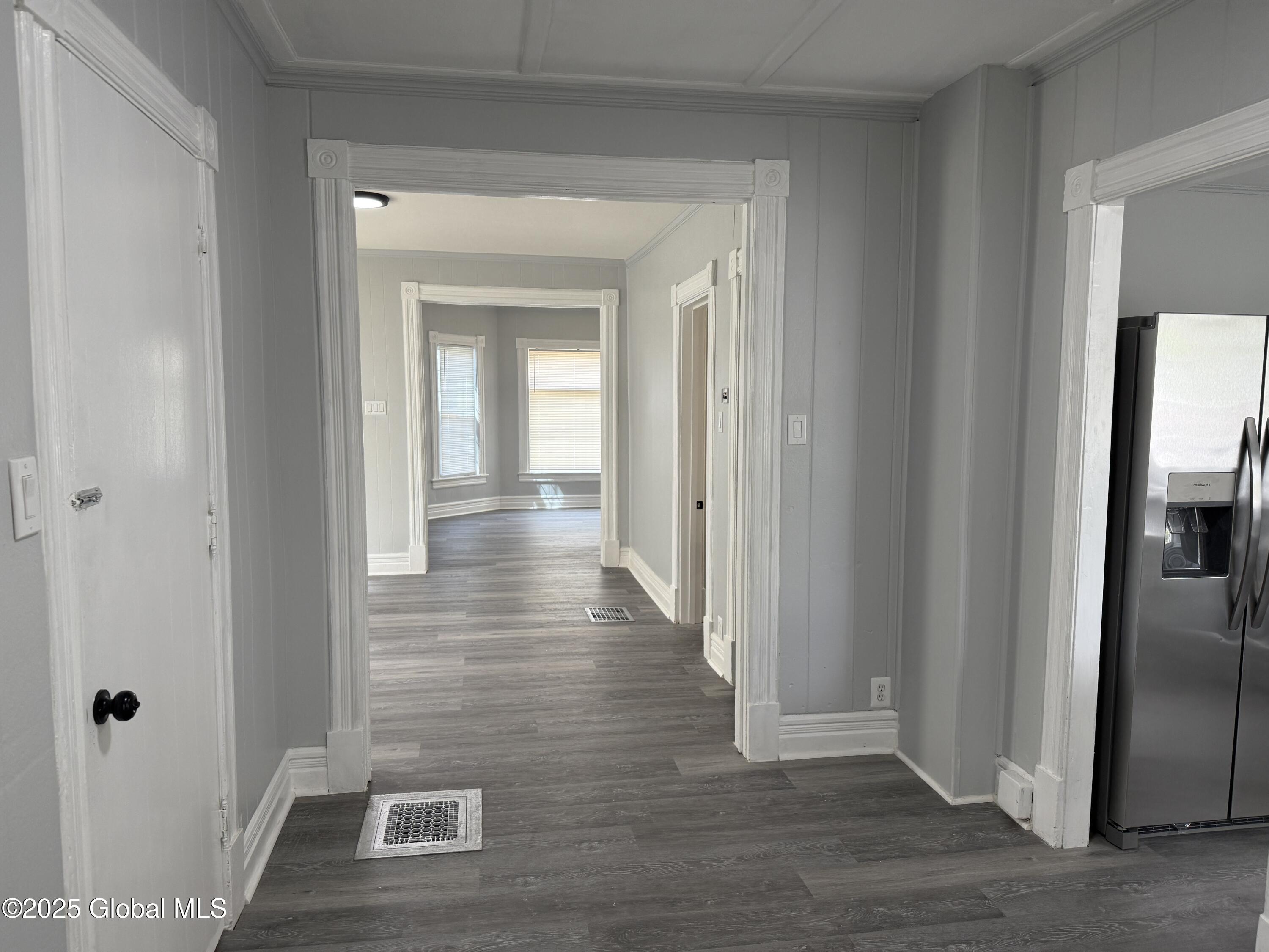 72 3rd Avenue, Gloversville, New York image 7