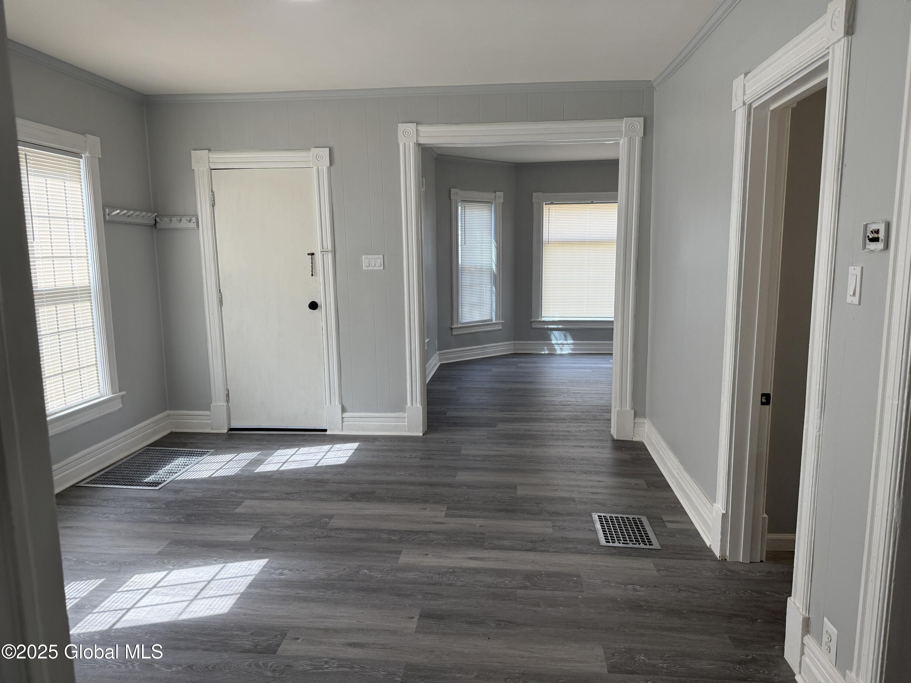 72 3rd Avenue, Gloversville, New York image 6