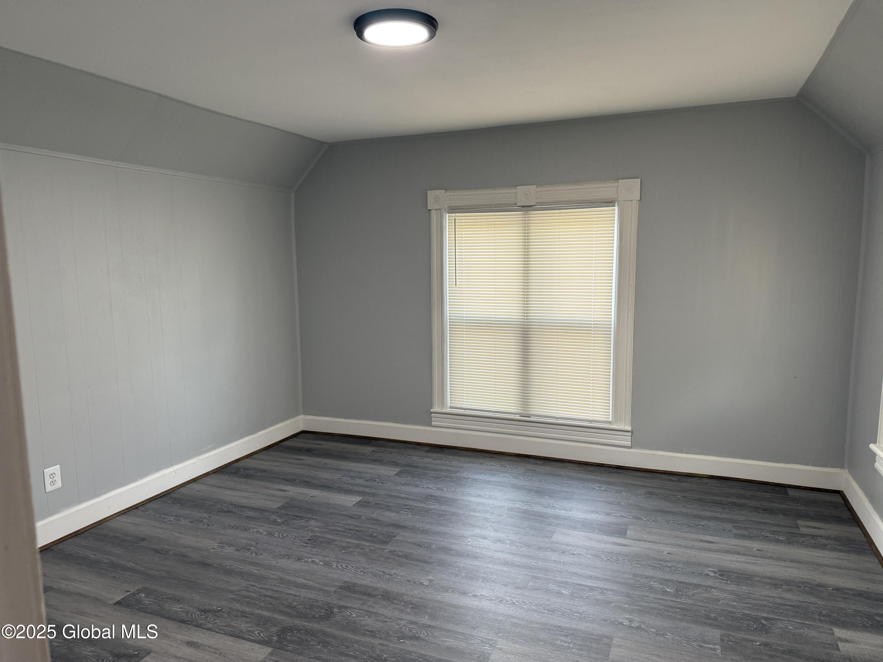72 3rd Avenue, Gloversville, New York image 20