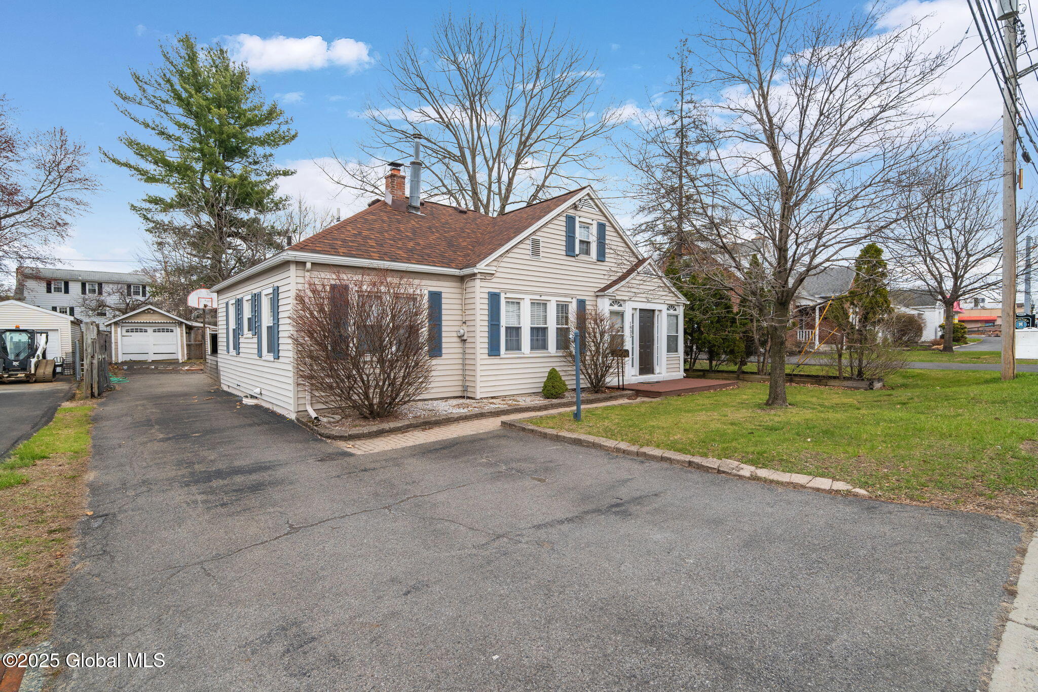 1833 Western Avenue, Albany, New York image 36