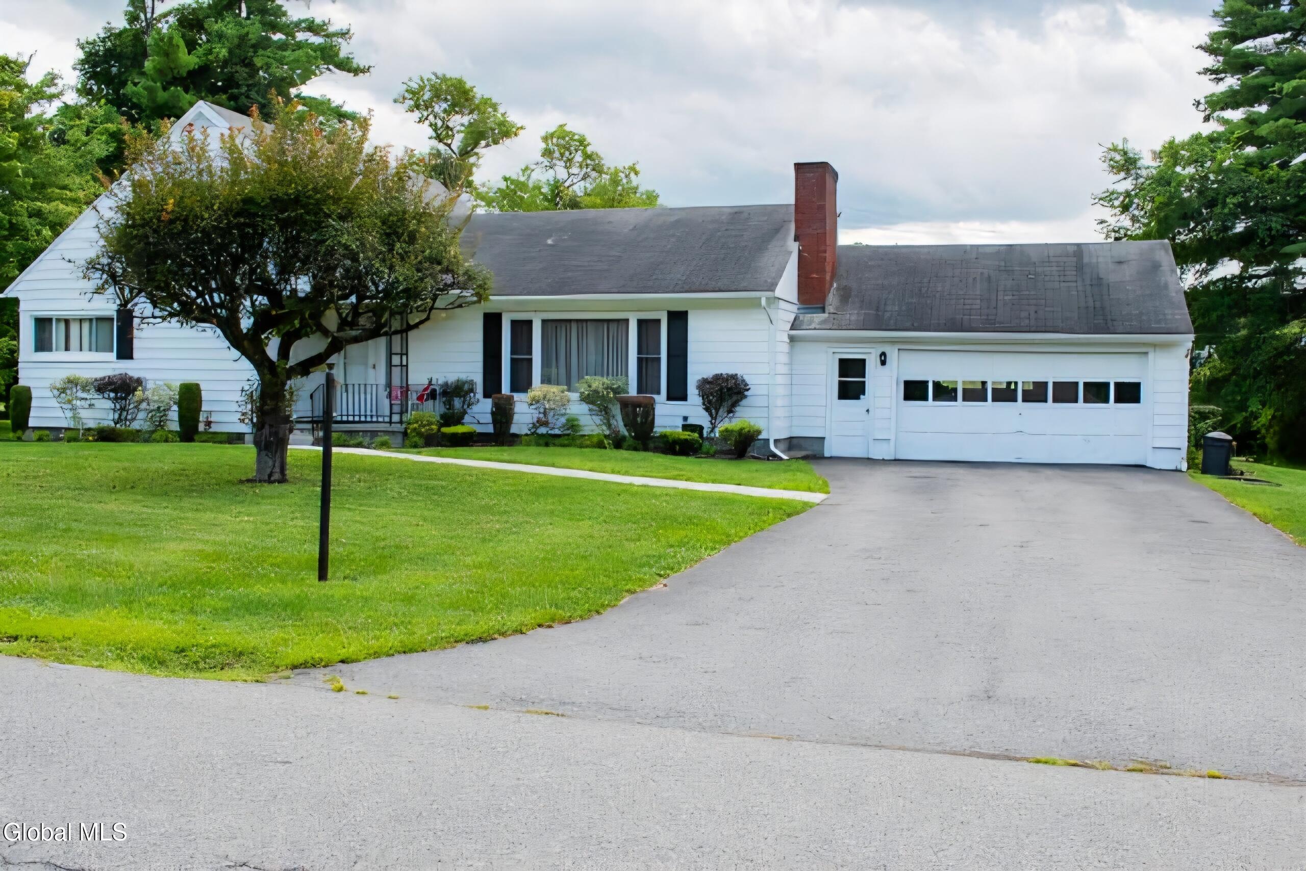 72 Meadow Lane
