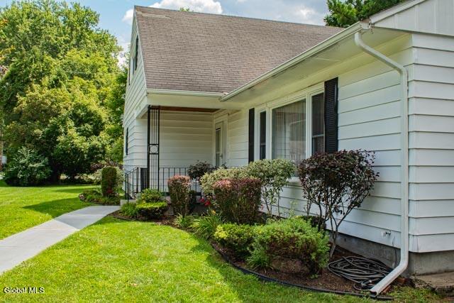 72 Meadow Lane