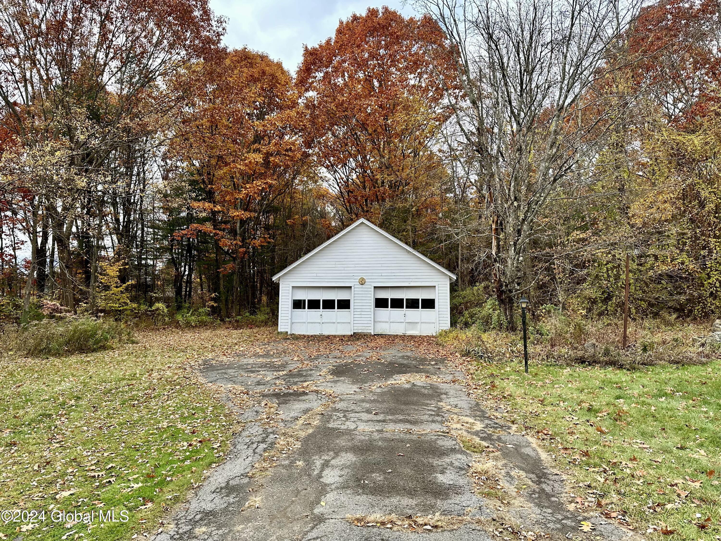 516 Main Street, Corinth, New York image 4