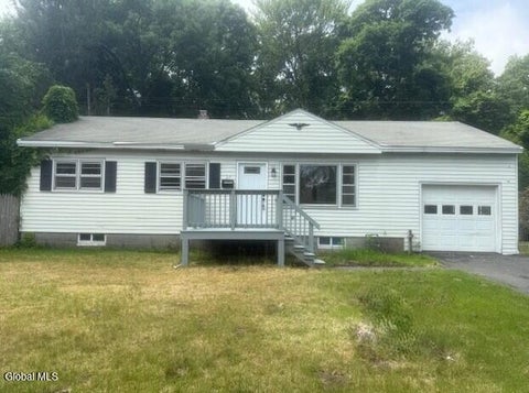 Photo of 27 Hanifin Avenue, Colonie, NY 12205 (MLS # 202620366)