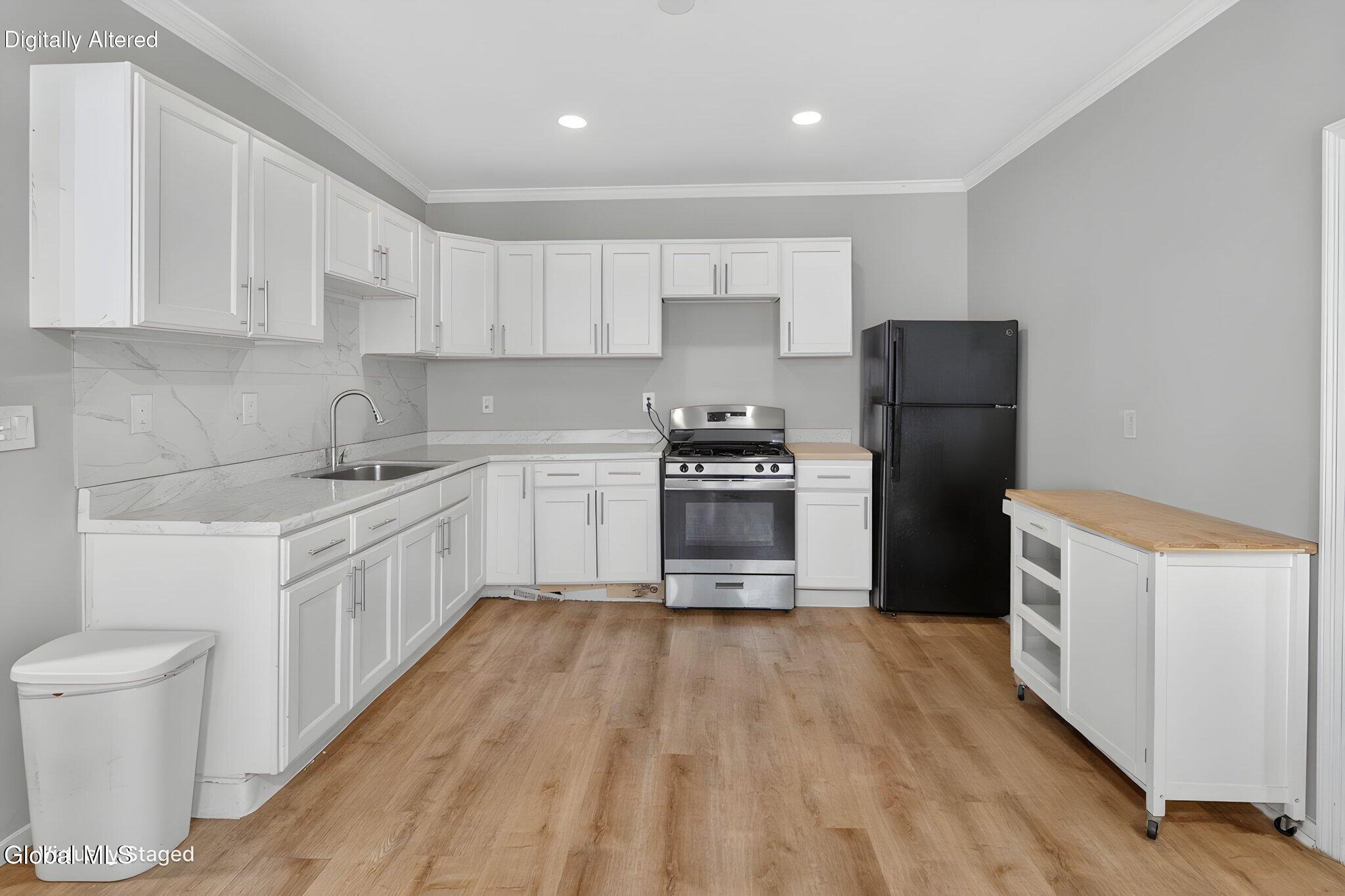 30 118th Street