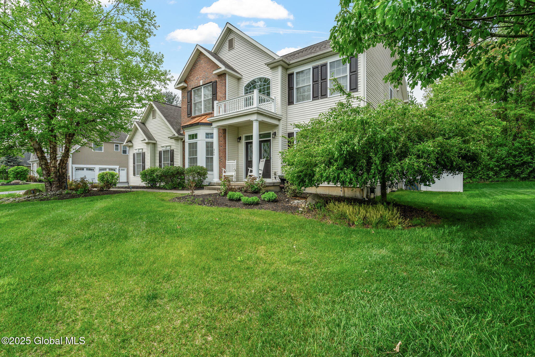 309 Westwoods Court

                                                                             Albany                                

                                    , NY - $779,900