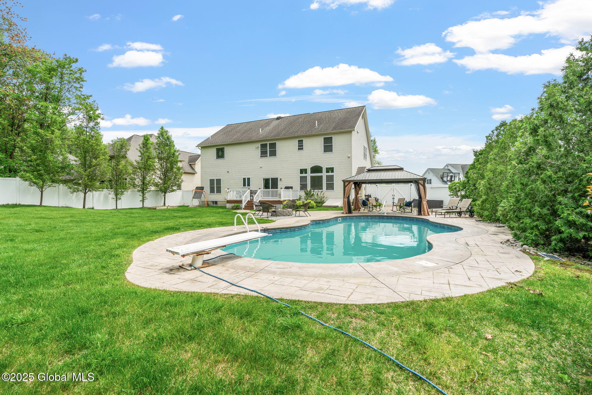 309 Westwoods Court, Albany, New York image 17